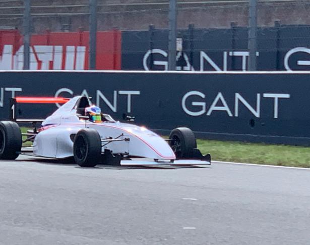 Nico Baptiste durante una prueba de F4